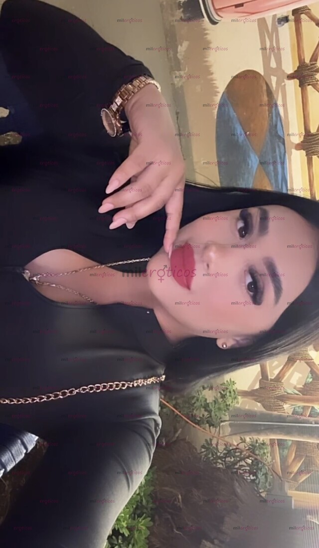 FOTOS DE SCARLET MORENITA DE 19 REALES, PEQUEÑITA Y PETIT