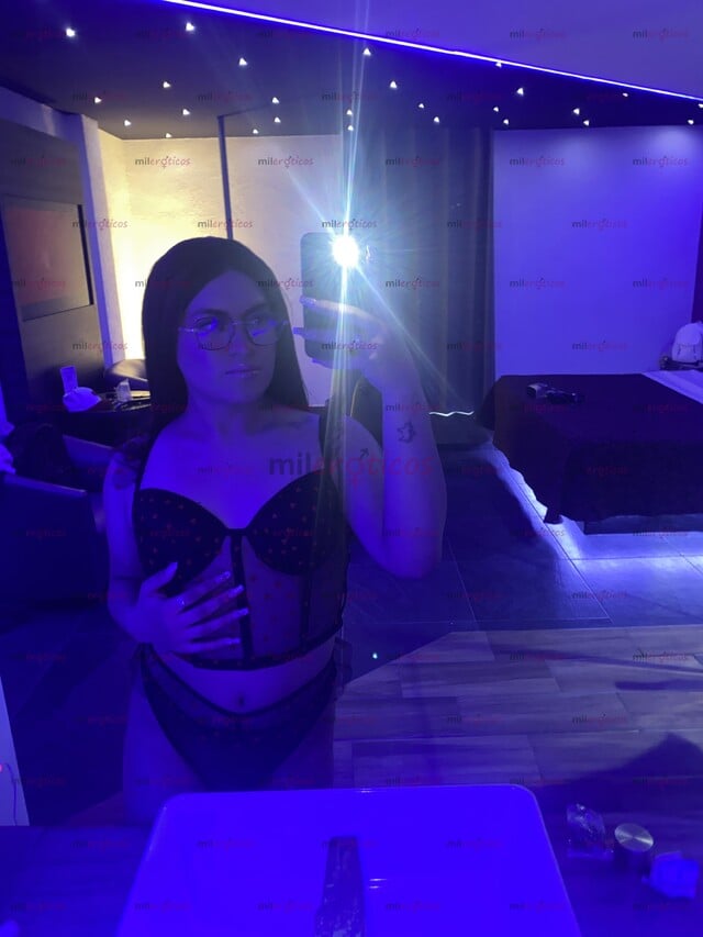 FOTOS DE CHICA TV 21 AÑOS MUY PUTITA Y COMPLACIENTE. INICIANDO EN EL AMBIENTE