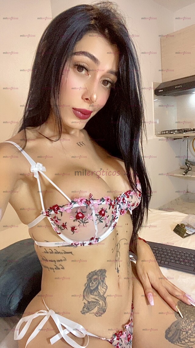 FOTOS DE KENDALL HOTDOLL PIELSUAVE AMOROSA COMPLACERTE