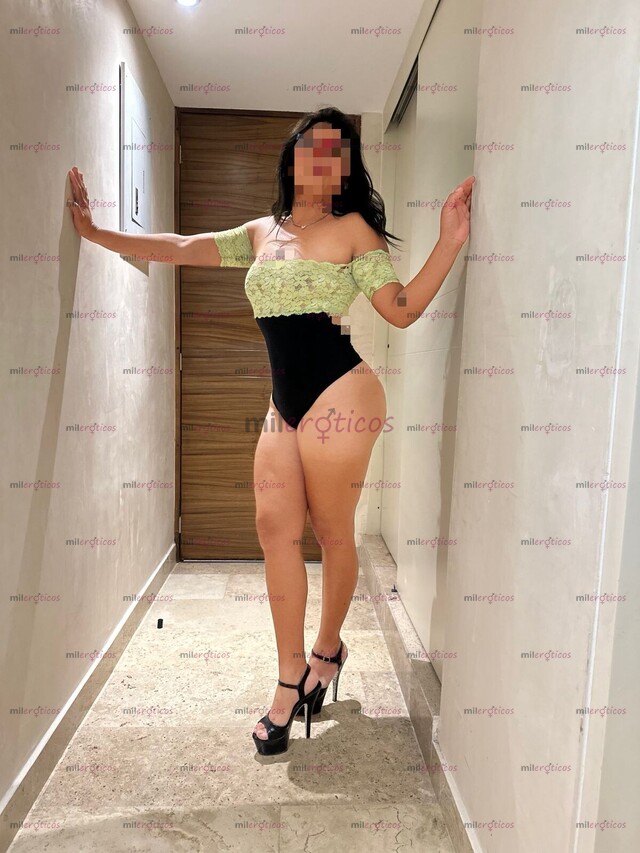 FOTOS DE NALGONA ADICTA AL SEXO ORAL CON RICAS CURVAS !!!