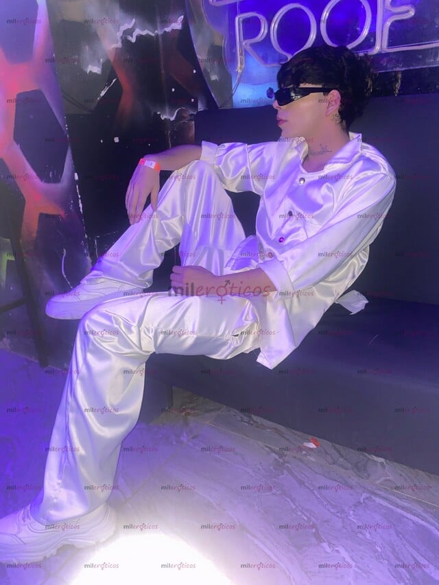 FOTOS DE ANTONY. DISPUESTO A DARTE EL MEJOR RATO PLACENTERO DISPONIBLE PARA HOMBRES SOLV
