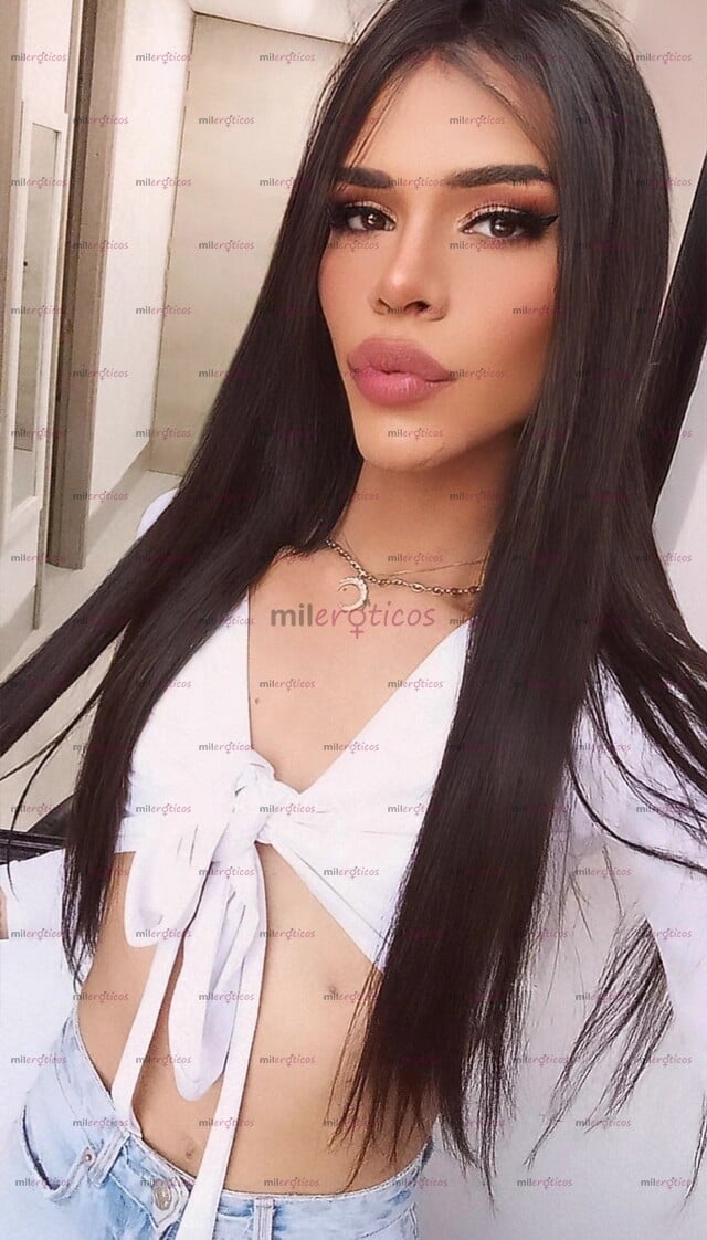 FOTOS DE LUJURIOSA, SEXI Y COMPLACIENTE CHICA TRANS 20 AÑOS VERGONA 21 CENTÍMETROS