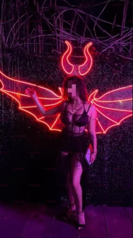 FOTOS DE VEN A PASARLA RICO CONMIGO BB SOY MUY CALIENTE Y CACHONDA .