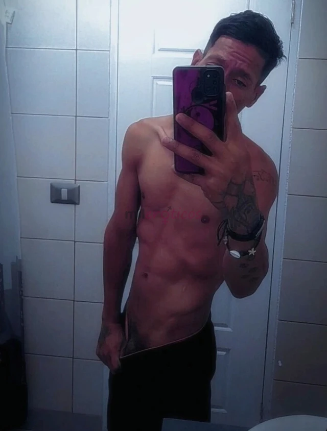 Hoka menpresento me llamo adrianbrecien llegado abla sereba de 22 cm de verga larga cuento con lugar privado todo puolita dispuesto a complacer tus fa...