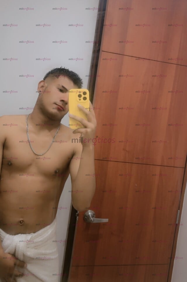 FOTOS DE JOVEN MORBOSO FETICHISTA LISTO PARA COMPLACERTE