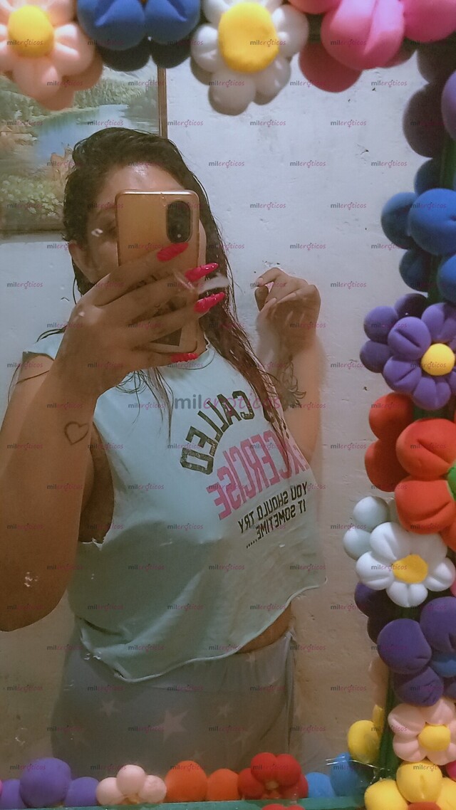 FOTOS DE UN BUEN RATO CON UNA MUJER PERVERSA Y ATRACTIVA