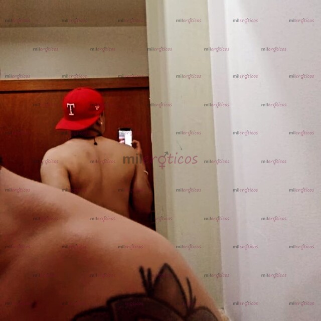 FOTOS DE COLOMBIANO, VERGA GRUESA TATUADO DISPONIBLE SERVICIO VIP