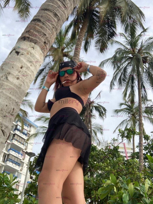 FOTOS DE NUEVA CHICA DE 22 AÑITOS PELINEGRA FLACA ISABELLA