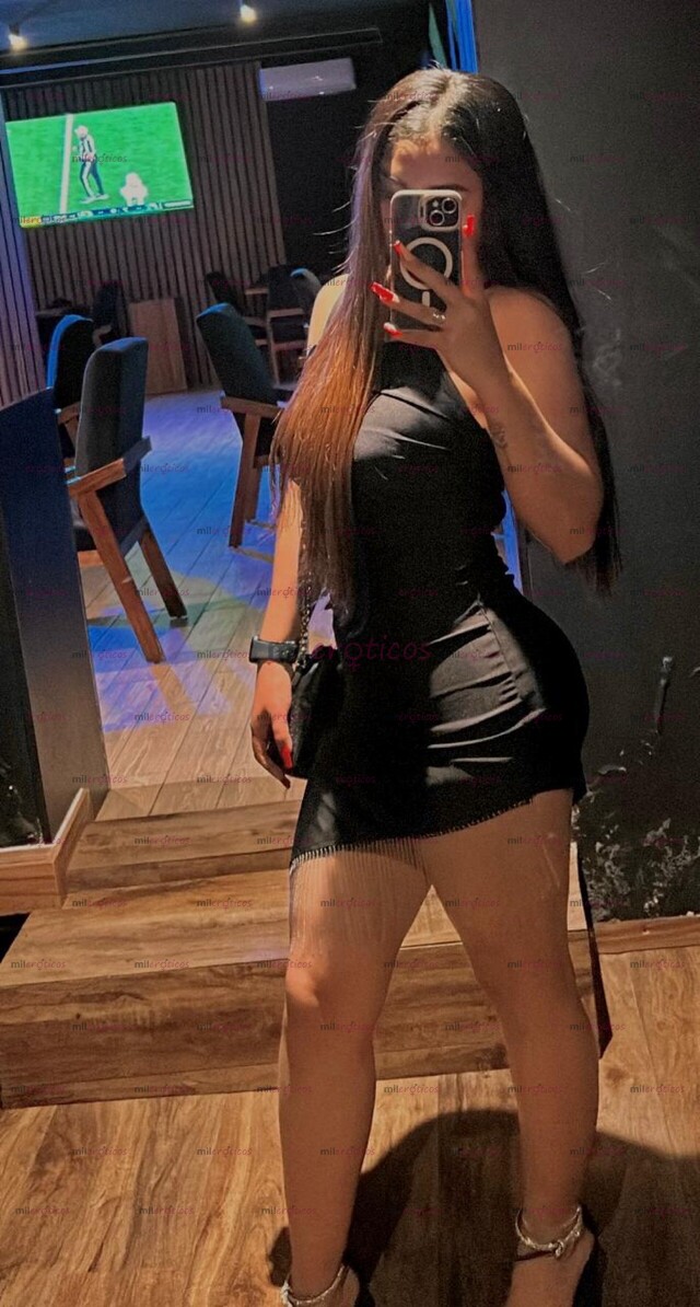 FOTOS DE NUEVA EN EL AMBIENTE 18 AÑOS CULONA SUPER SEXY SERVICIO COMPLETO DE TODO