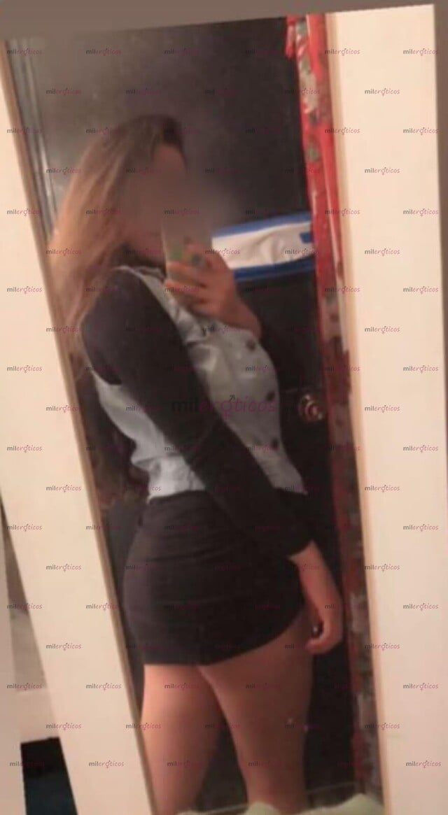 FOTOS DE EL MEJOR SERVICIO CON UNA NIÑA MUY RICA Y MUY CALIENTE VAMOS A COGER DELICIOSO M