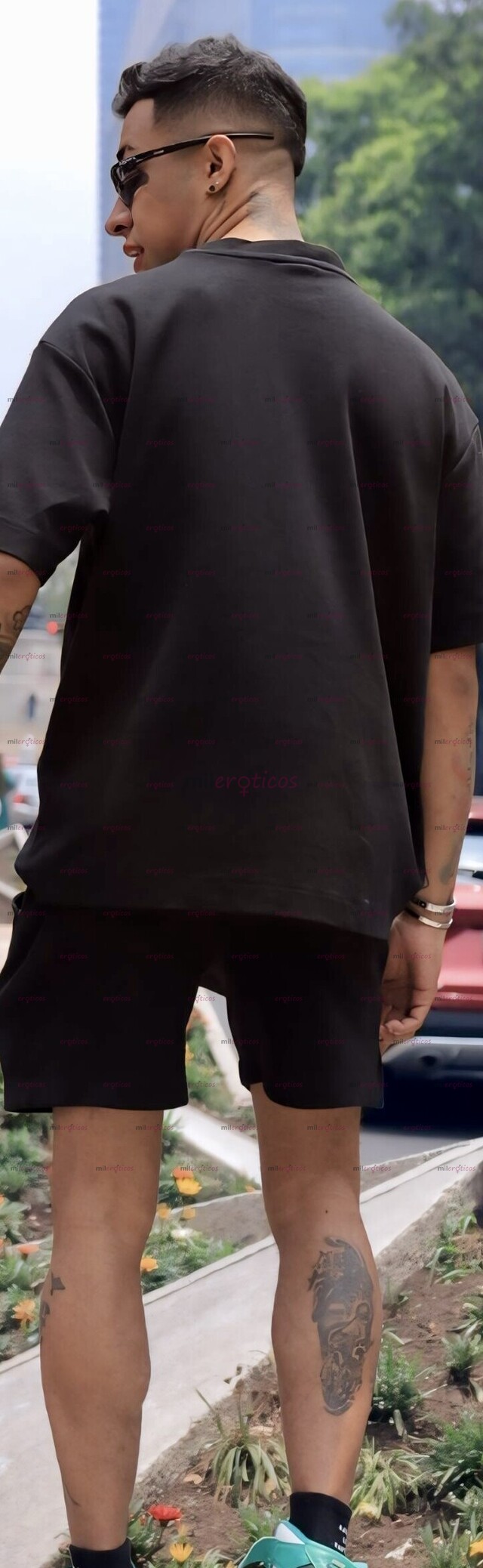 FOTOS DE JOVEN COLOMBIANO PAISA ARRECHO LISTO PARA TI !