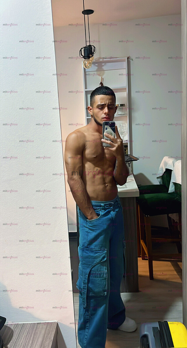 FOTOS DE HETERO ALEXHORNY ROMPE CULOS DISPUESTO A COMPLACERTE, NUEVO EN TU CIUDAD.