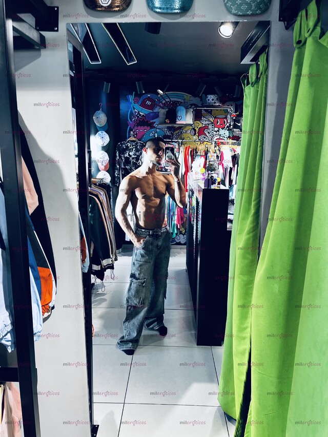 FOTOS DE HETERO ALEXHORNY ROMPE CULOS DISPUESTO A COMPLACERTE, NUEVO EN TU CIUDAD.