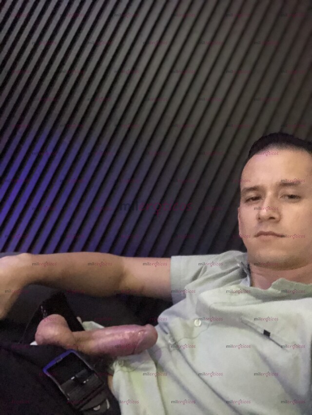 FOTOS DE EXPLORA MI LADO MÁS OSCURO, DONDE EL DESEO TOMA EL CONTROL