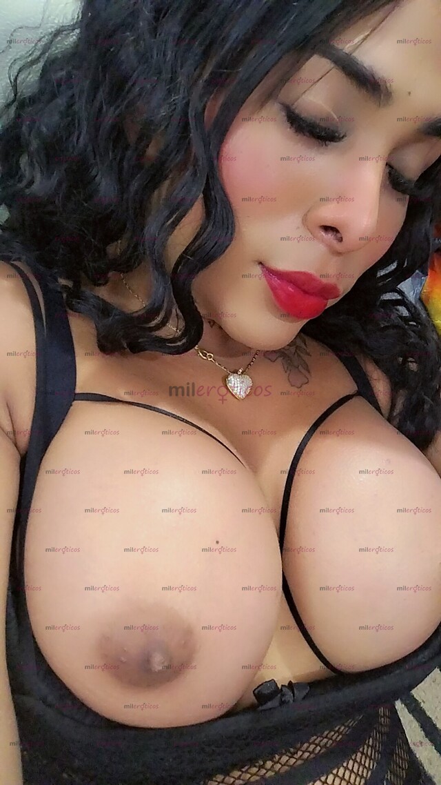 FOTOS DE HOLA AMOR VEN A DISFRUTAR DE MIS RICAS TETAS Y ESTE RICO CULO!