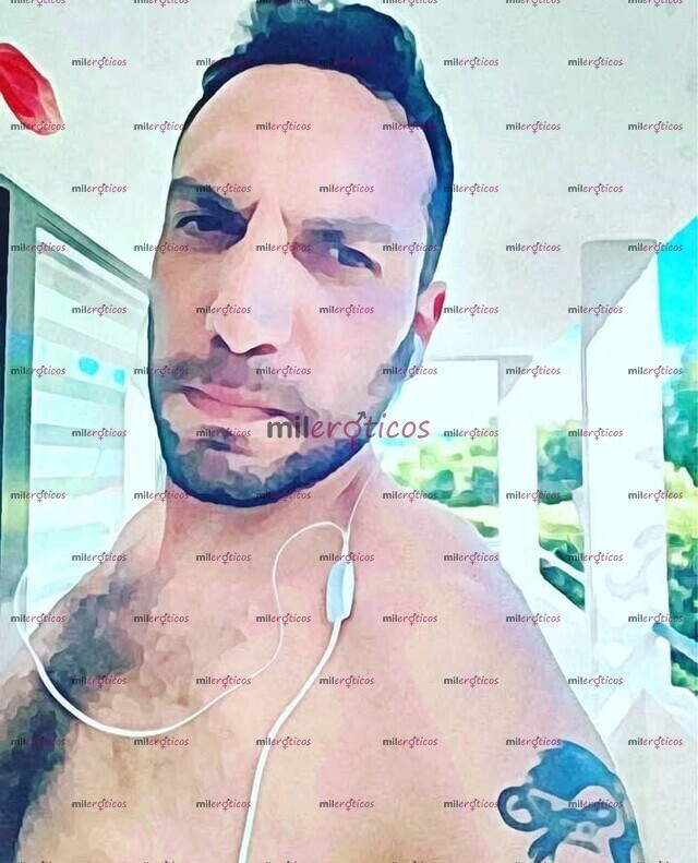 FOTOS DE HOMBRE CON DESCENDENCIA ARABE DE LA COLONIA BARRANQUILLERA. TERAPIAS HOLÍSTICAS