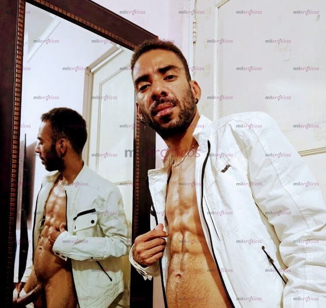 FOTOS DE FLAQUITO VERGON MORENO CON 20CM DE VERGA PARA TU DISFRUTE