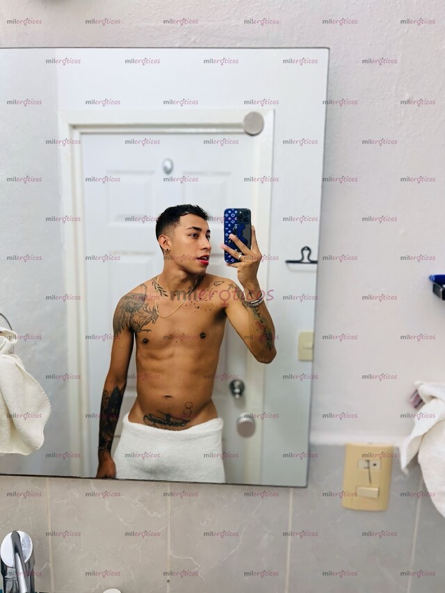 FOTOS DE JOVEN COLOMBIANO PAISA ARRECHO LISTO PARA TI !