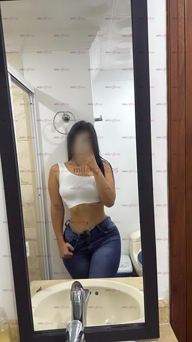 FOTOS DE DULCE, FLACA NALGONA Y TETONA, SÚPER CALIENTE, DISPONIBLE PARA TI