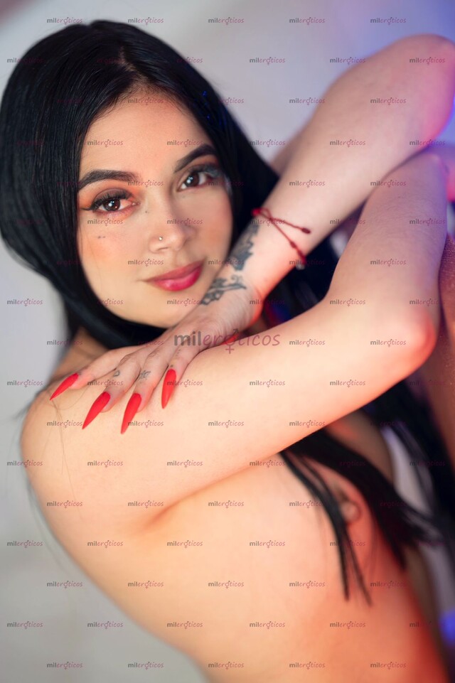 FOTOS DE PON TUS MANOS EN MIS NALGAS Y SIGUE DANDOME RICO