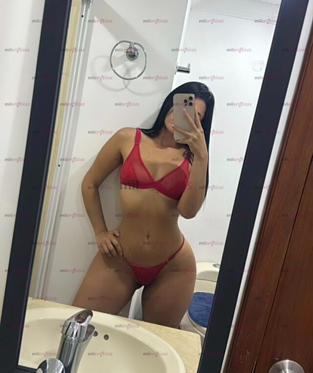 FOTOS DE DULCE, FLACA NALGONA Y TETONA, SÚPER CALIENTE, DISPONIBLE PARA TI