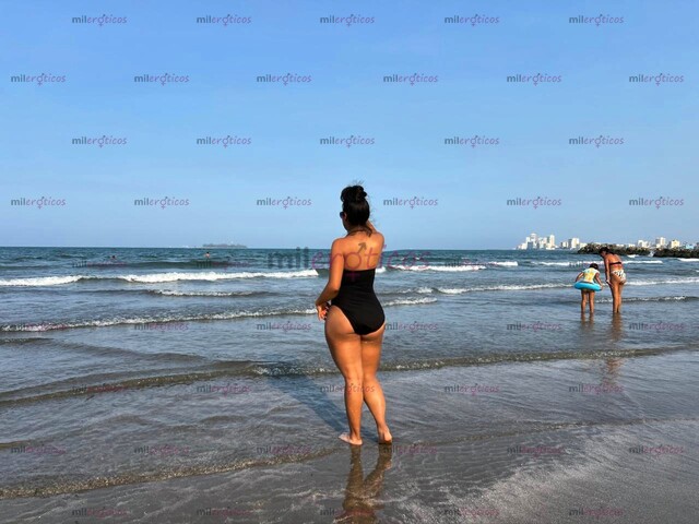 FOTOS DE SOY UNA PUTITA CACHONDA CON GANAS DE PASARLA RICO PAPI