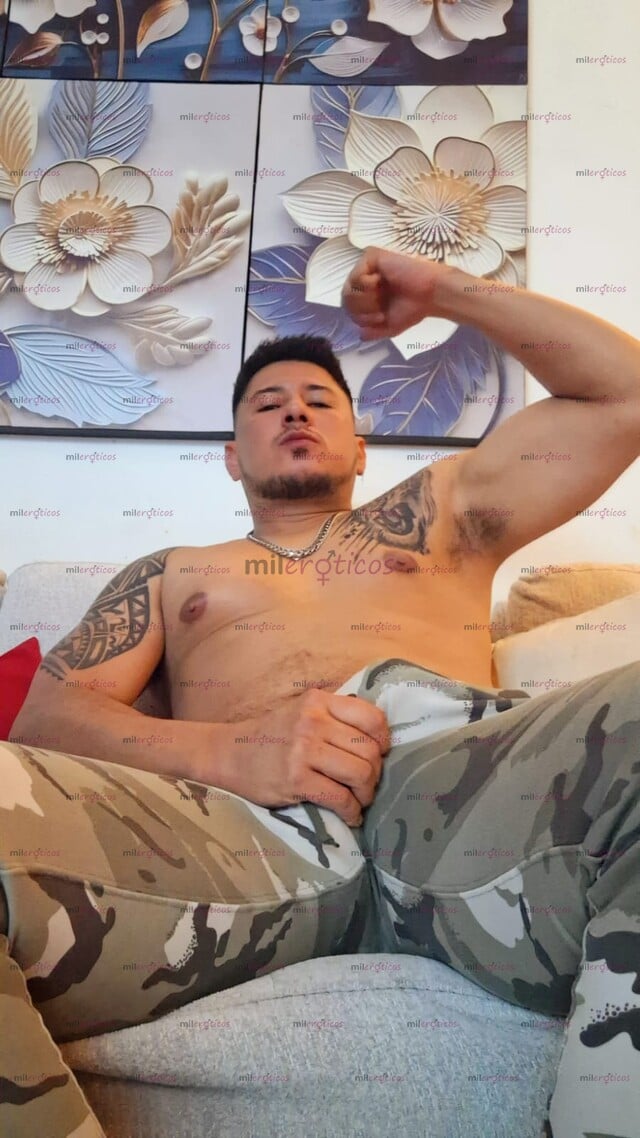 FOTOS DE CABRON DOMINANTE 100% NORTEÑO VERGON ROMPE CULOS LISTO PARA CUMPLIR TUS FANTASIA