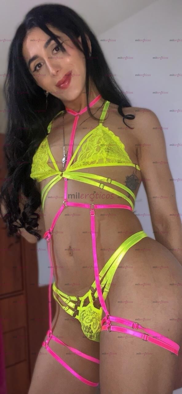 FOTOS DE ANO ESTRECHO Y EXQUISITO CON UN ORAL BURBUJEANTE
