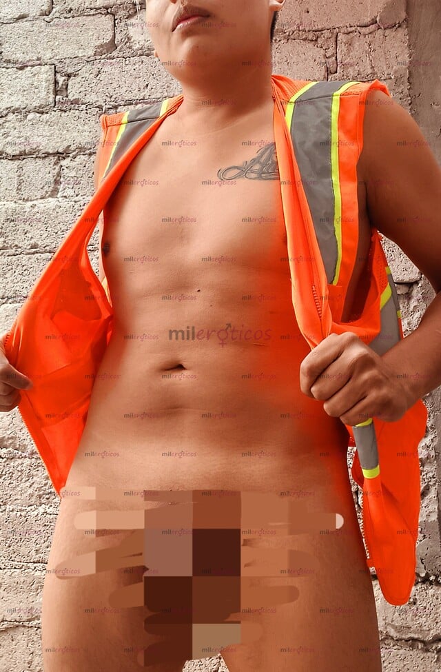 FOTOS DE PUEDO SER TU AMANTE, TU NOVIO, TU ANTOJO Y TU DESESTRES