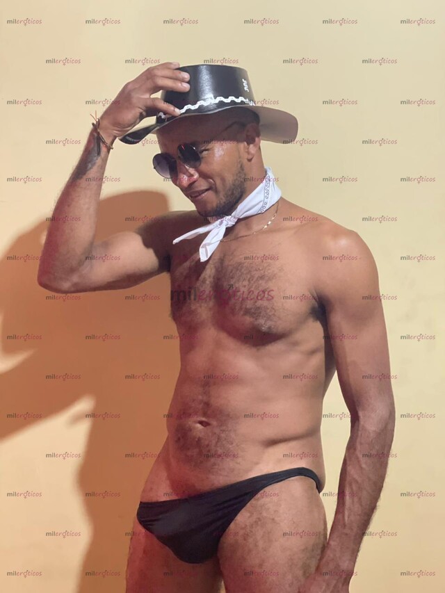 FOTOS DE LLEGO TU NEGRITO EL CALIENTE PARA SACARTE DE LA RUTINA VEN Y HACEMOS TU FETICHE