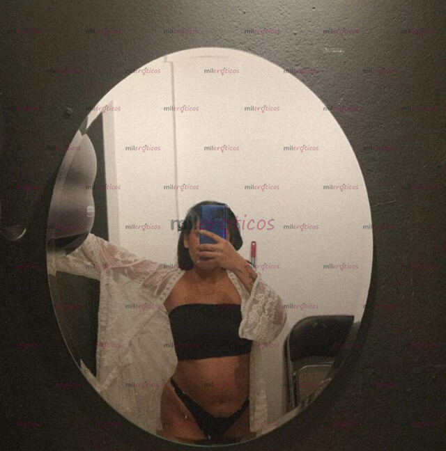 FOTOS DE SOY UNA CHICA ESTUDIANTE QUE LE GUSTA EL SEXO DURO. TRAVIESA BONITA