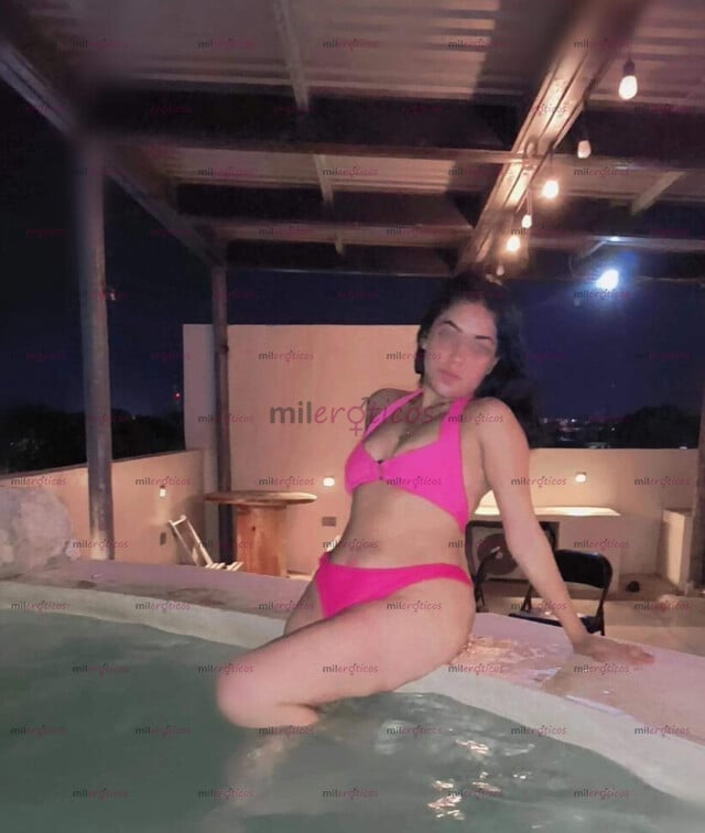 FOTOS DE SOY UNA CHICA ESTUDIANTE QUE LE GUSTA EL SEXO DURO. TRAVIESA BONITA