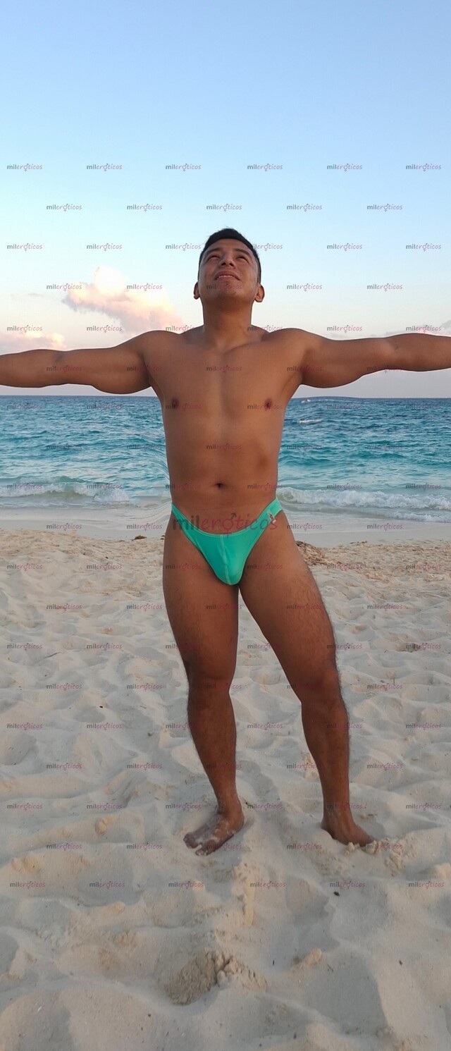 FOTOS DE JOVEN CALIENTE INTER PARA PASARLA RICO, BUEN CULO Y BUENA VERGA. POCOS DIAS