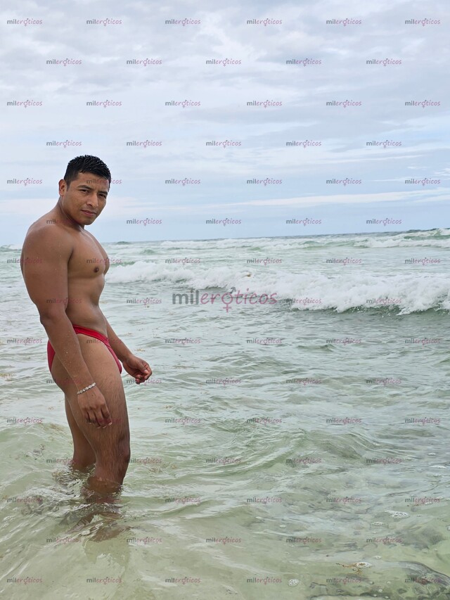FOTOS DE JOVEN CALIENTE INTER PARA PASARLA RICO, BUEN CULO Y BUENA VERGA. POCOS DIAS