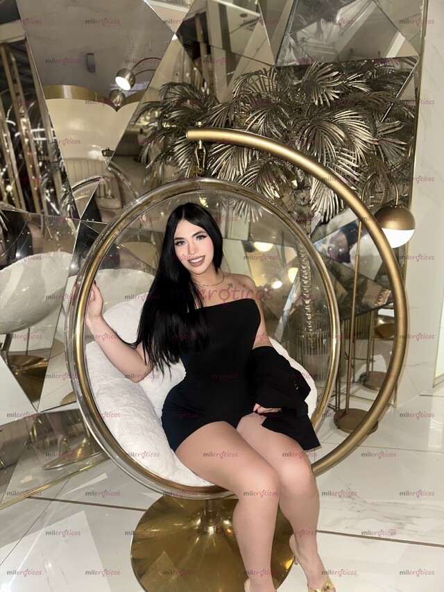 FOTOS DE CHICA HERMOSA Y CON CLASE LISTA PARA SATISFACER TUS DESEOS !!