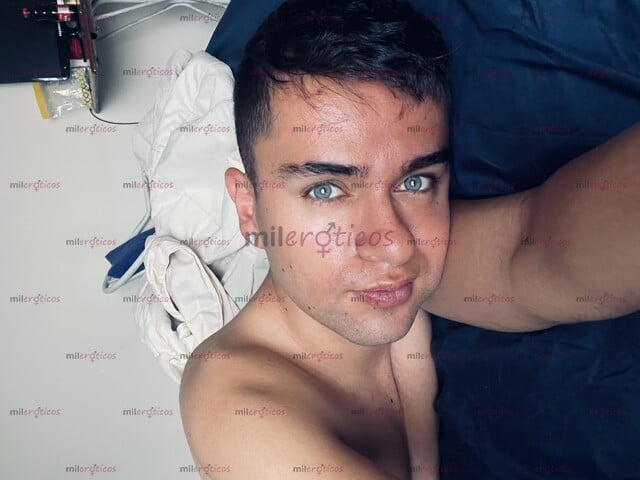FOTOS DE COLOMBIANO SEXY OJOS CLAROS CABELLO NEGRO BUSCA COMPLACERTE