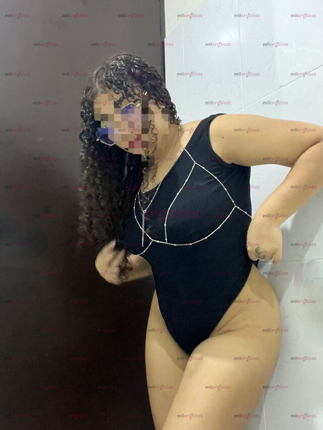 FOTOS DE LINDA MORENA CRESPITA NUEVA UBICACIÓN POCOS DÍAS