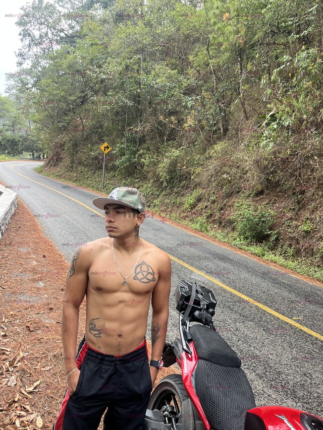 FOTOS DE VERGON, JOVEN Y TRABAJADO LISTO PARA COMPLACERTE