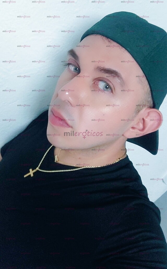 FOTOS DE DEJATE LLEVAR A LA LOCURA Y PASION CON MIS MANOS Y LABIOS NO TE AREPENTIRAS