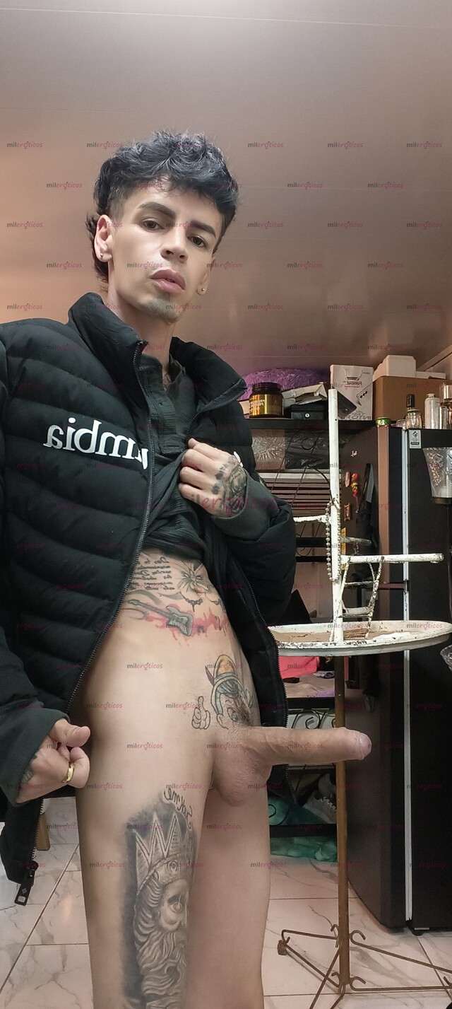 FOTOS DE FLACO ACTIVO VERGON TATUADO MORBOSO SERIO