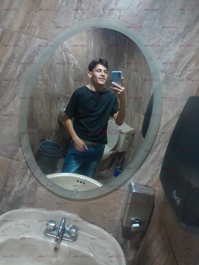 FOTOS DE HOLA SOY DONNOVAN CHICO GUAPO SIMPATICO ATRACTIVO Y DOTADO