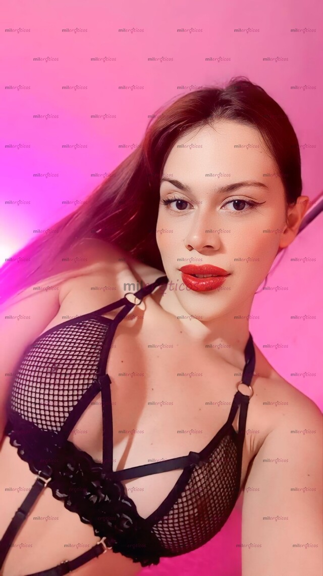 FOTOS DE ANTONELLA, COMPLACIENTE, SUMISA, MUY FEMENINA Y DISCRETA