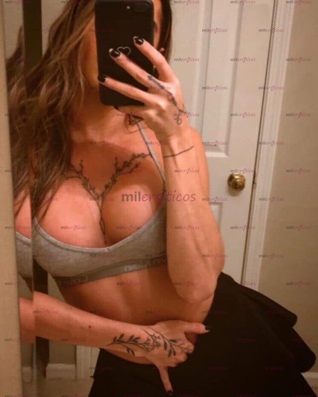 FOTOS DE ESTUDIANTE, DIVERTIDA Y JOVEN! CON GANAS DE JUGAR Y COSAS INTERESANTES