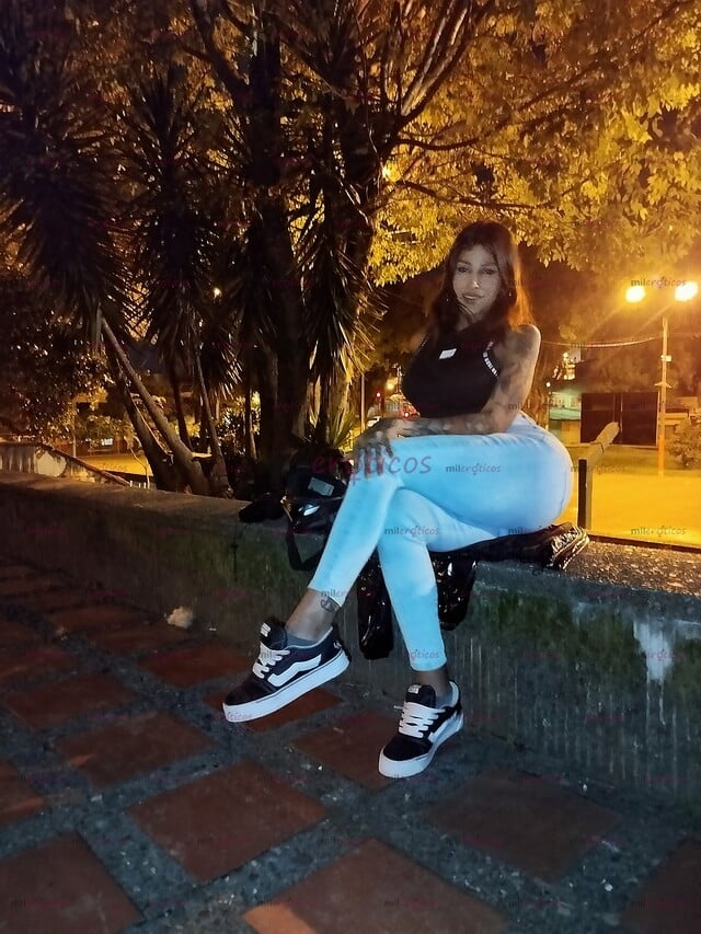 FOTOS DE 23 CENTÍMETROS VERGONA CULONA TETAS GRANDES, APARTAMENTO O DOMICILIO BIG ASS NEW