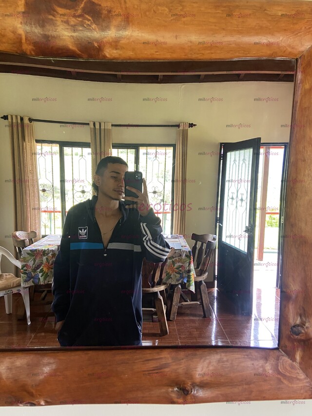 FOTOS DE GIGOLO, ARDIENTE, TE HARÉ PASAR UNA NOCHE QUE NO OLVIDARAS