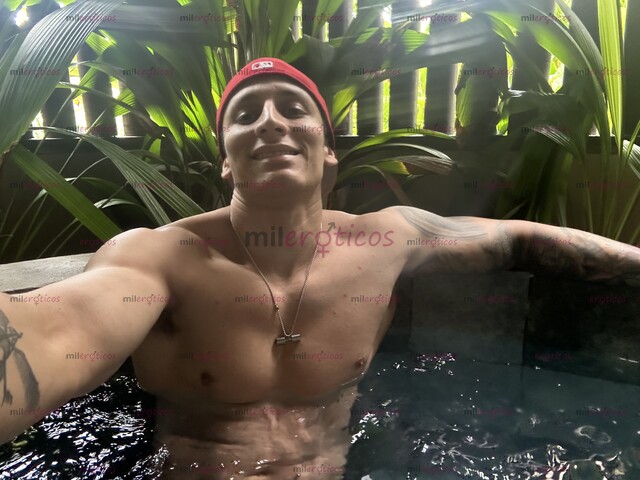 FOTOS DE DISPONIBLE ATLÉTICO MATEO 175 CUERPO FITNES