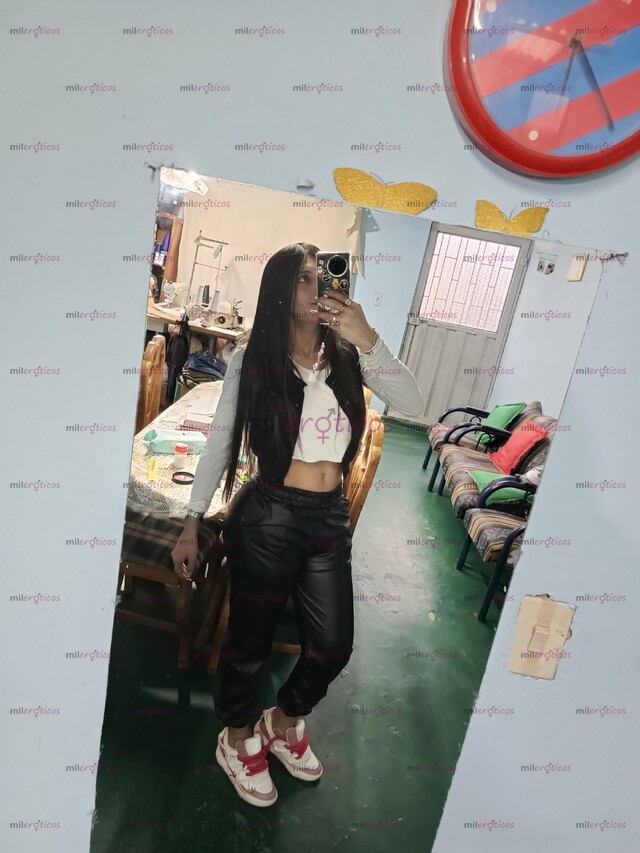 FOTOS DE VOLVÍ YO SOY YO NO COMPITO AMORES REDES SOCIALES TKTK ING FCB SIDNEY BECERRA