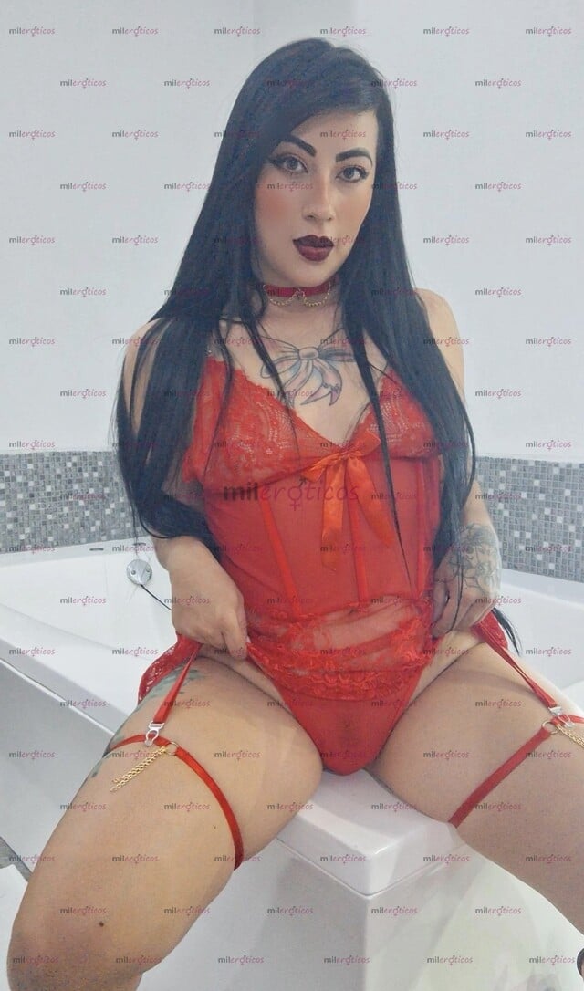 FOTOS DE PELINEGRA, BAJITA Y CADERONA. TU MAMADORA FAVORITA! 3