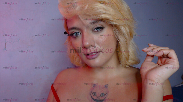 FOTOS DE HERMOSA RUBIA SENSUALIDAY PLACER EN UNA SOLA CHICA SEXY DIVERTIDA Y COMPLACIENTE