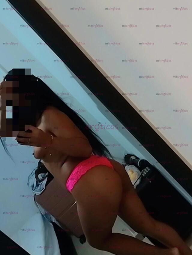 FOTOS DE FLACA BIEN CALIENTE CON CUQUITA APRETADIDA. Y MOJADITA